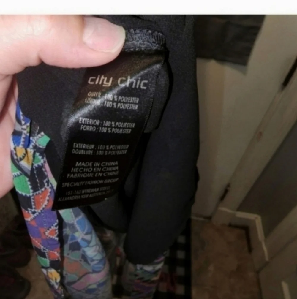 City Chic 'Prism' Print Handkerchief Hem Maxi Dress size 22 - Picture 4 of 5